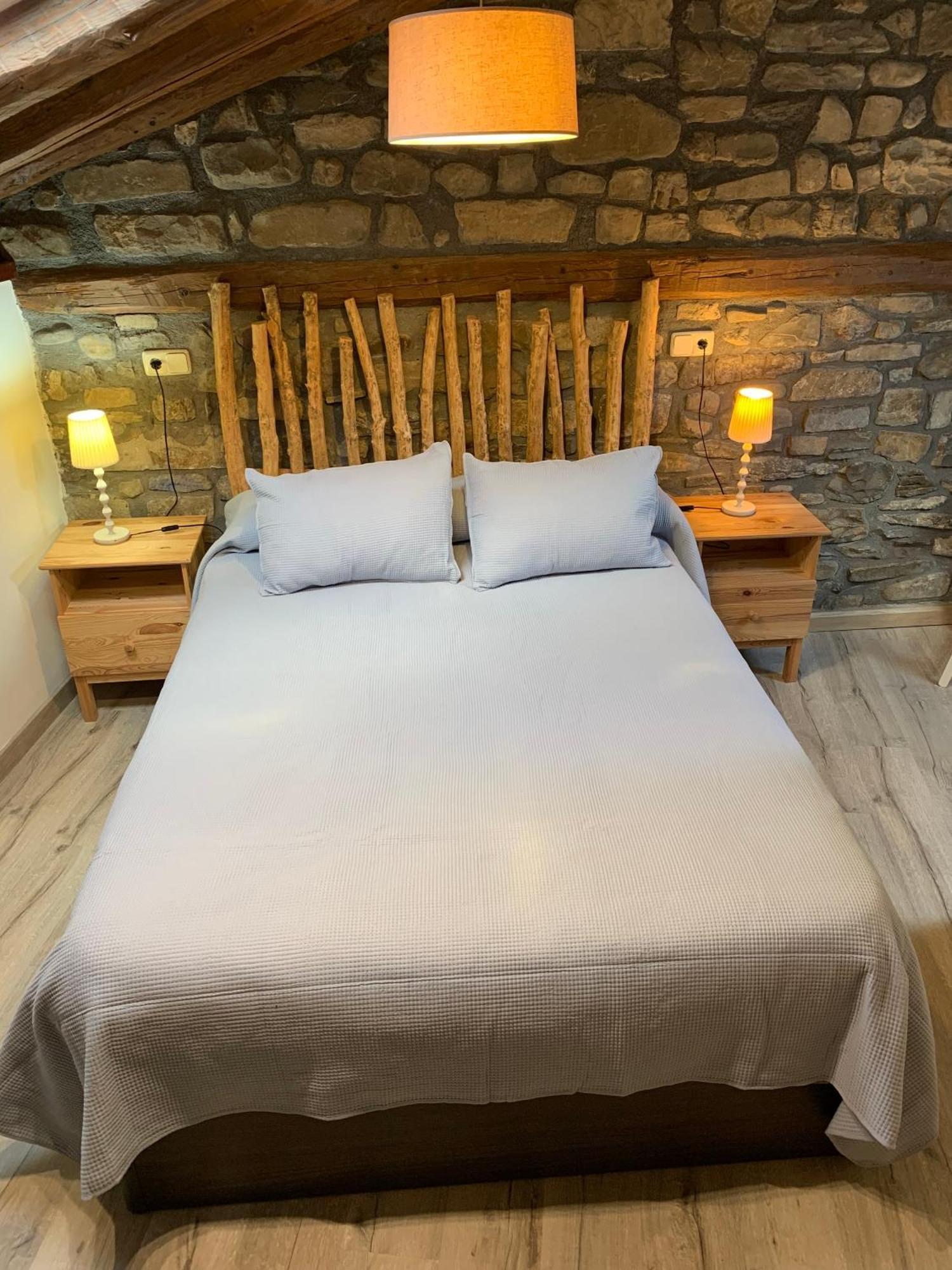 Argonz Etxea Hotel Urzainqui Buitenkant foto